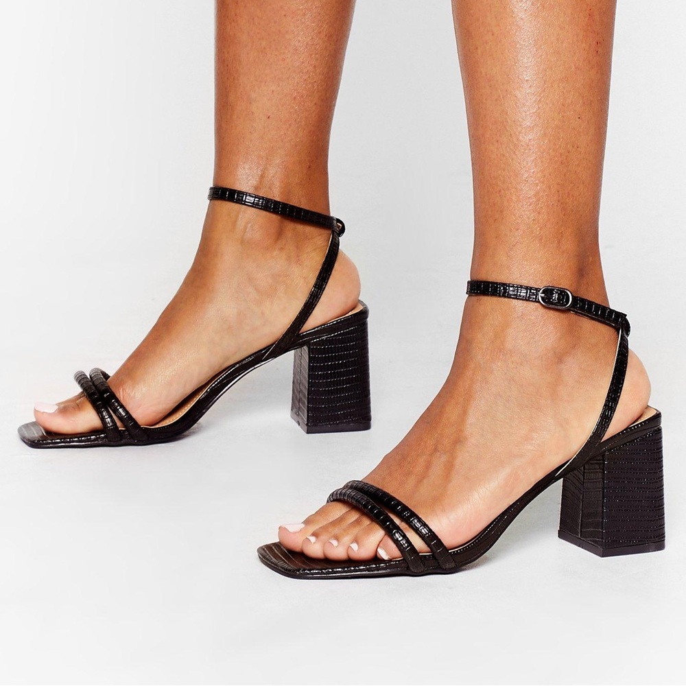 Low block heel